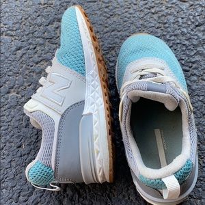 Boy new balance size 10 sneakers preschool/toddler